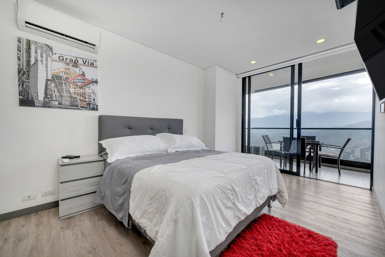 Bedroom 2, Apartamentos Class Suites by HOUSY HOST, Medellín