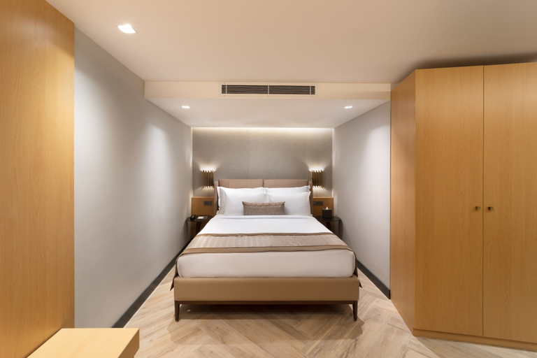 Bedroom 5, Me by Mula, Fatih