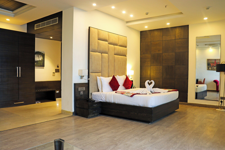 Bedroom 3, Rosetum Kasauli, Solan