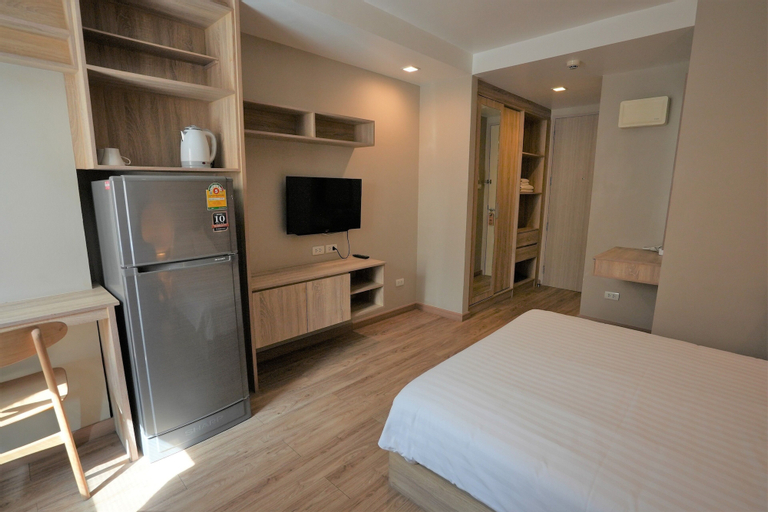 Bedroom 8