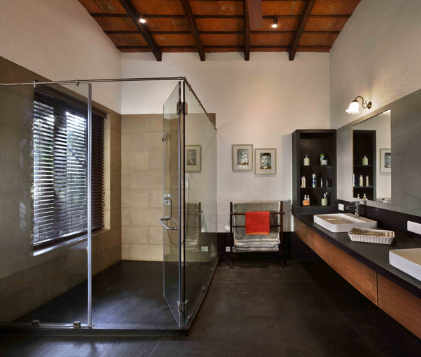 Bathroom, amã Stays & Trails The Mango House, Alibag, Raigarh