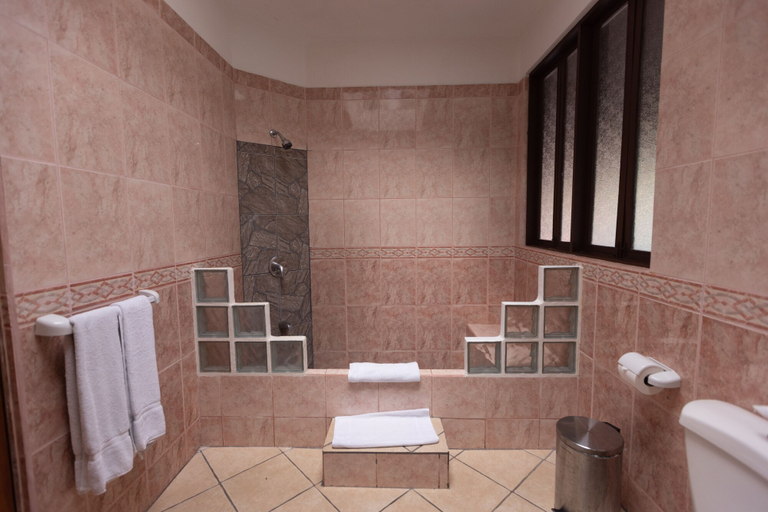 Bathroom 3, Villas Mymosa, Aguirre