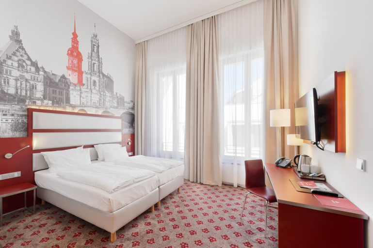 Bedroom 3, AMEDIA Plaza Dresden, Dresden