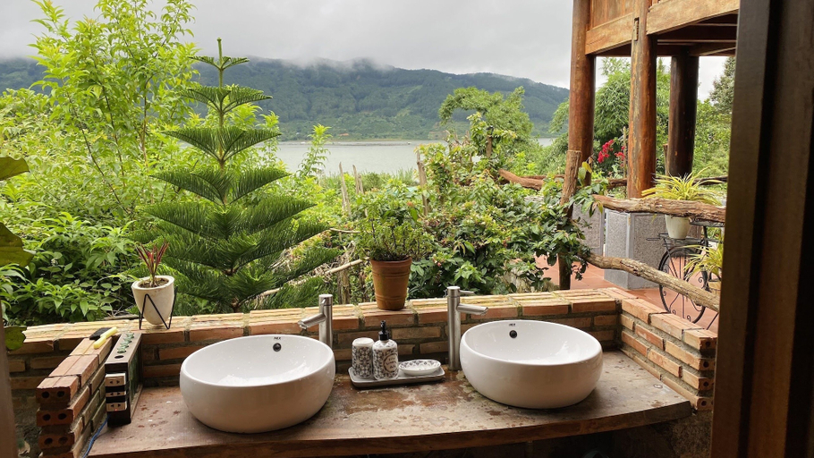 Bathroom 4, Khu nghi duong Kala Campark, Di Linh