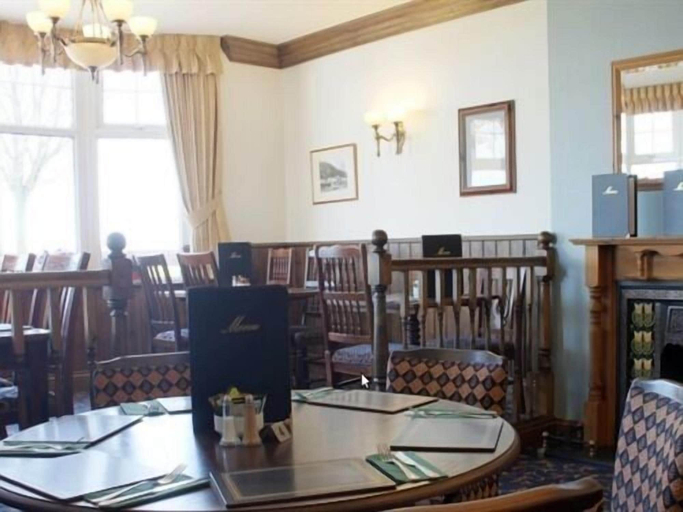Others 5, Quay Inn, Somerset