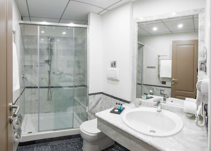 Bathroom 5, Best Western Plus Congress Hotel, Yerevan