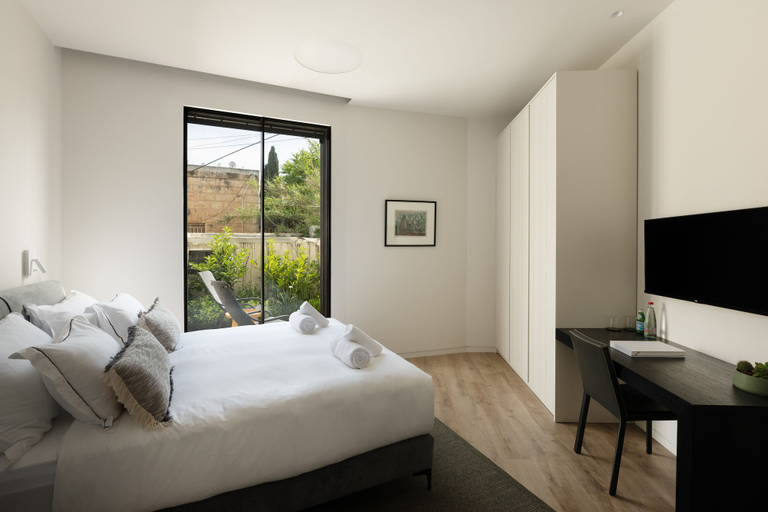 Bedroom 2, The Y House