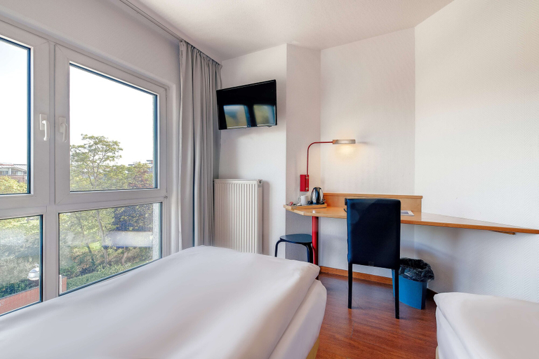 Bedroom 4, Hotel Ambiente Langenhagen Hannover by Tulip Inn, Region Hannover