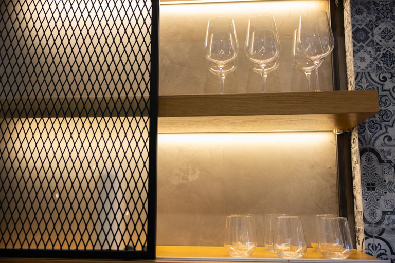 Food & Drinks, Green Terrace Apartment 6, Tiranës