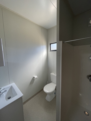 Bathroom 3, Discovery Parks - Katherine River, Katherine