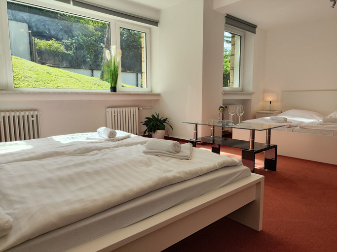 Bedroom 3, Vila Prag, Praha 5