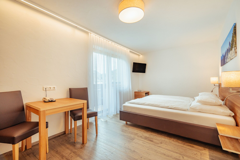 Bedroom 2, Hotel Gesser Sillian, Lienz
