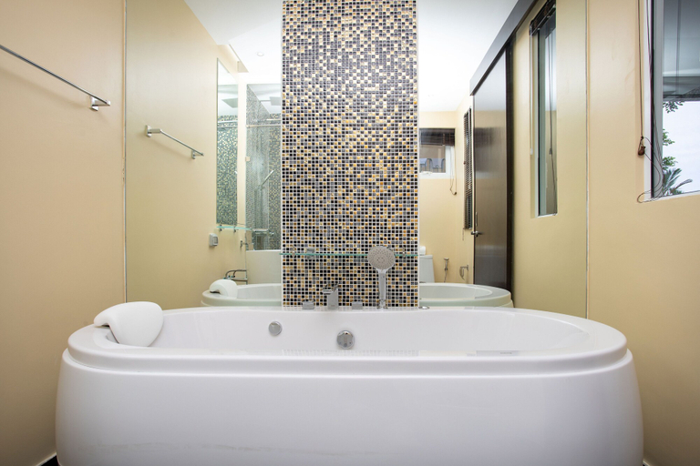 Bathroom 4, 3 Story Villa Dragon B with Private Pool, Phuket Island