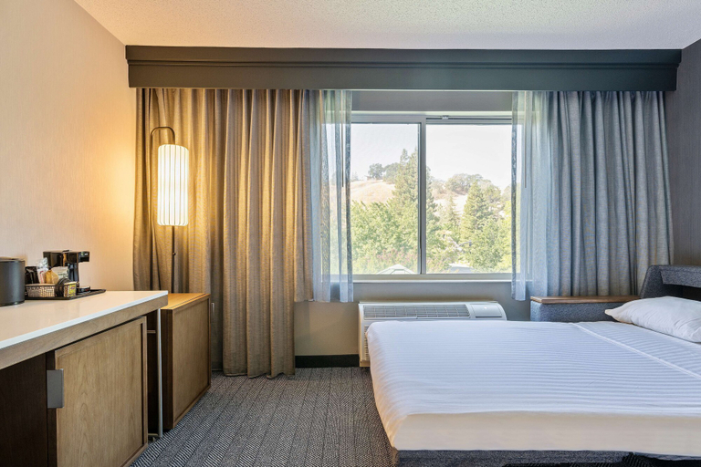 Bedroom 3, Sonesta Select Pleasant Hill, Contra Costa