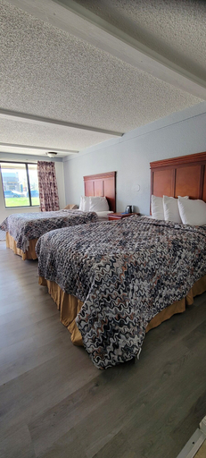Bedroom 3, Rodeway Inn Auburn Hills - Detroit, Oakland