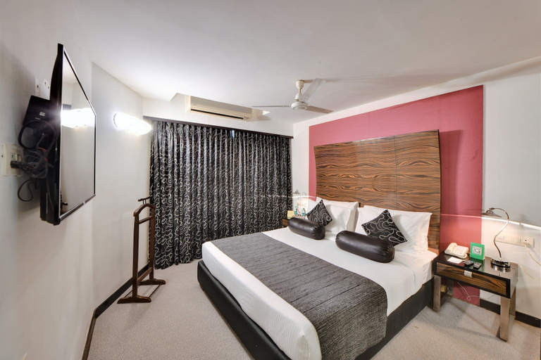 Bedroom 2, The Fern Residency Ahmedabad, Subhash Bridge, Series by Marriott, Ahmadabad