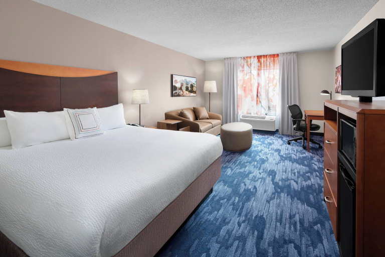 Bedroom 4, Fairfield Inn & Suites by Marriott Denver Airport, Denver