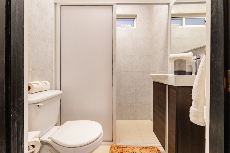 Bathroom 3, Condesa Zamora Lofts by VH, Mexico City