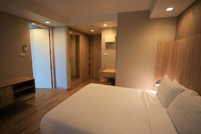 Bedroom 9