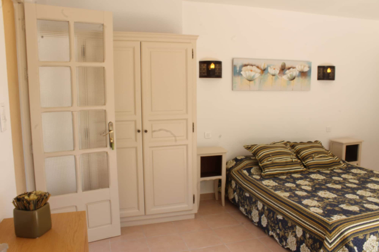 Bedroom 3, Chambres d'hôtes Le Clos des Oliviers, Haute-Corse
