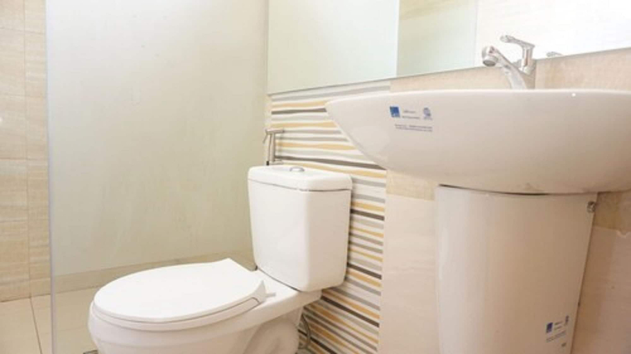 Bathroom 4, El Pueblo De Hermano by Cocotel, Lian