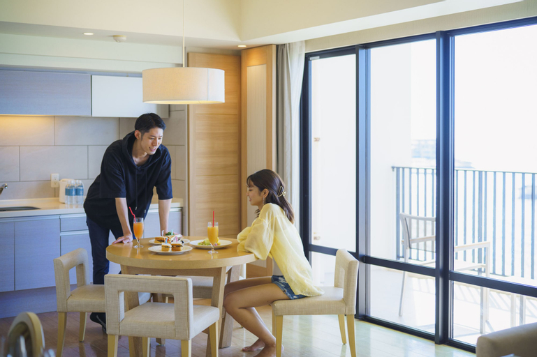 Dining Room 15