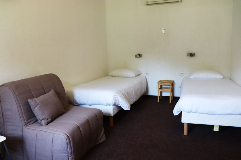 Bedroom 6