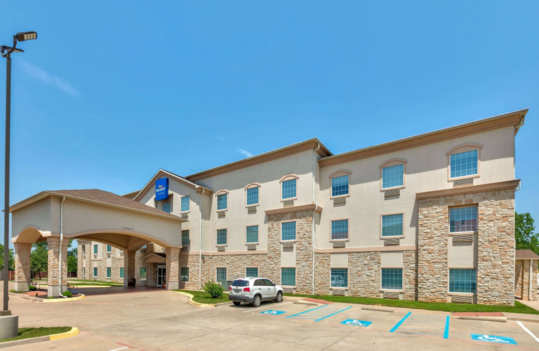Exterior & Views 2, Baymont Inn & Suites by Wyndham Glen Rose, Somervell