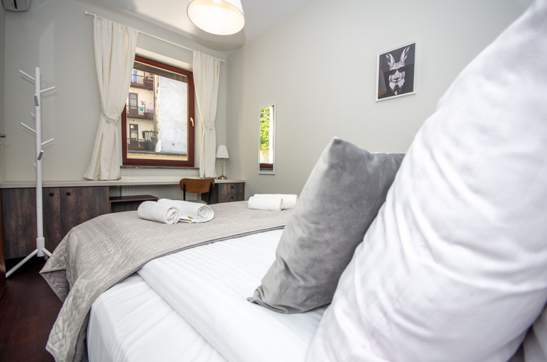 Bedroom 4, InPoint Old Town- Apartment with garden, Kraków City