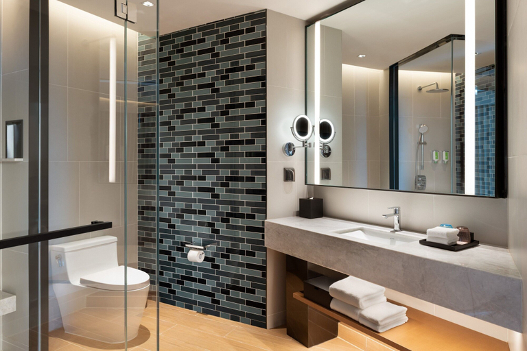 Bathroom 5, Fairfield By Marriott Xi'An Chanba, Xi'an