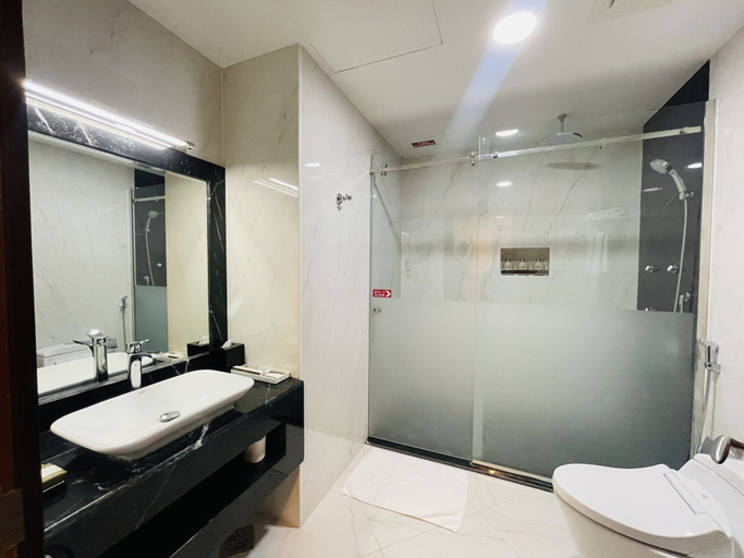 Bathroom 4, Grand Legacy Hotel Doha, Doha