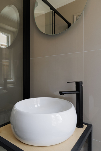 Bathroom 3, Piazza San Rocco Apartments, Ionian Islands