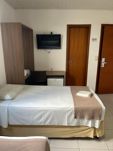 Bedroom 3, Larison Hotéis ECONOMY, Porto Velho