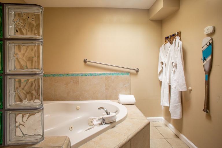 Bathroom 4, Inn at Avila Beach, San Luis Obispo