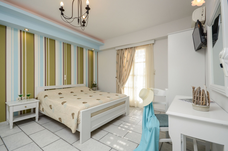 Bedroom 3, Summer Memories, South Aegean