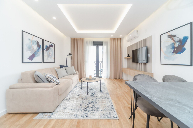 Others 5, Salus Hill Condo