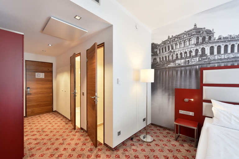 Bedroom 3, AMEDIA Plaza Dresden, Dresden