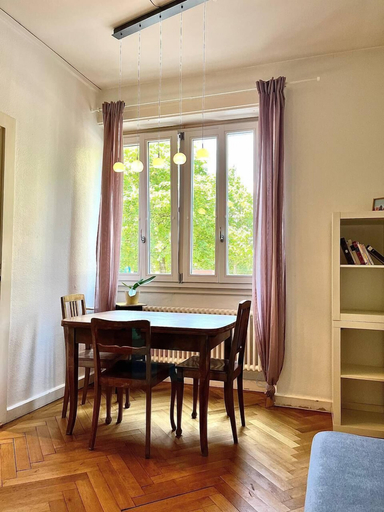 In-room dining, Devin, Genève