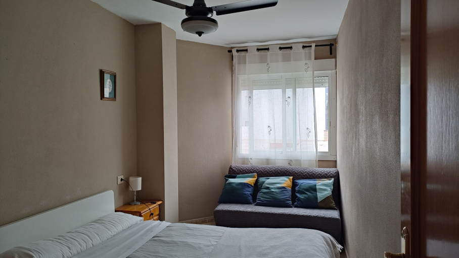 Bedroom, Paradis I, Castellón