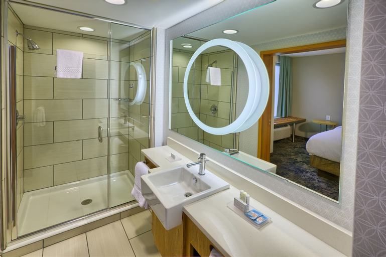 Bedroom 4, SpringHill Suites® by Marriott® Wilmington Wrightsville Beach, New Hanover