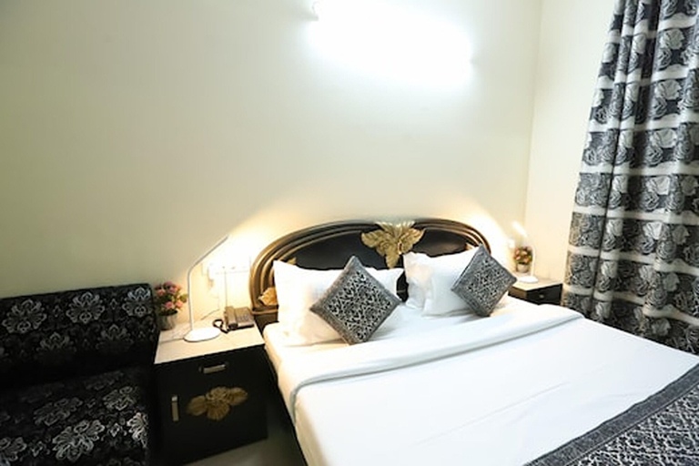 Bedroom 4, Hotel 3BS Houses, Delhi