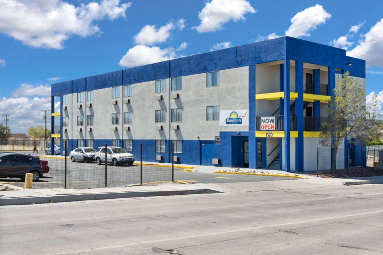 Exterior & Views 2, Days Inn by Wyndham Albuquerque I-25, Bernalillo