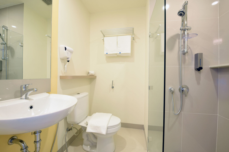 Bathroom 3