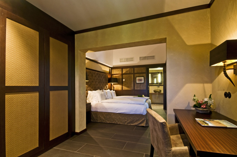 Bedroom 3, Lindner Hotel Mallorca Portals Nous, part of JdV by Hyatt, Baleares