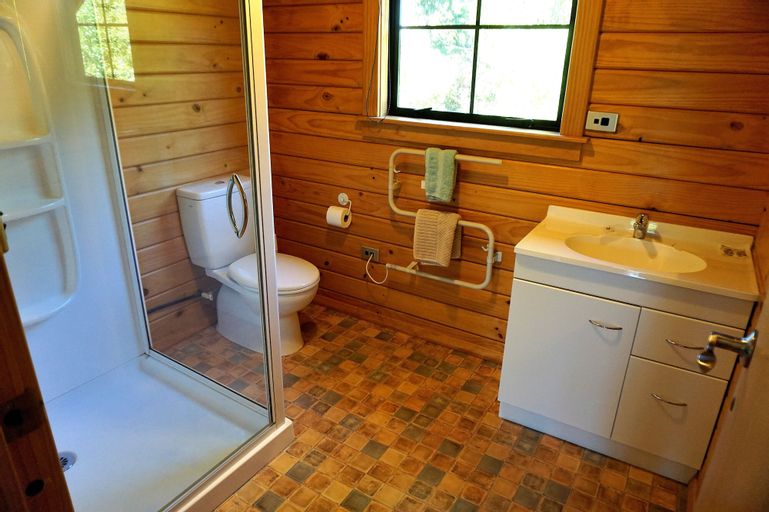 Bathroom 8