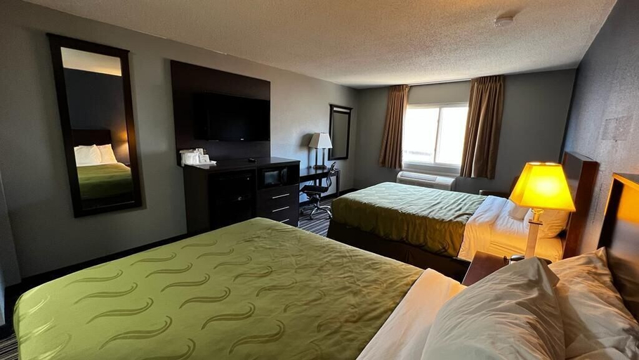Bedroom 3, Colby Inn and Suites, Thomas