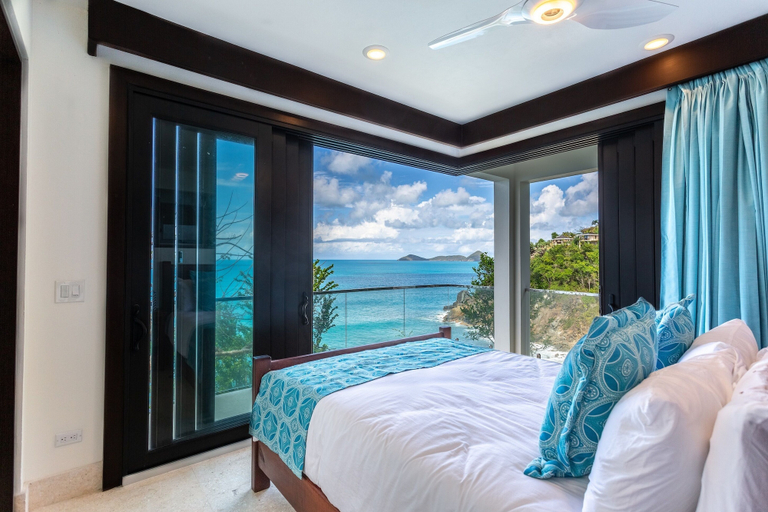 Bedroom 3, Maxi Cooper Bay