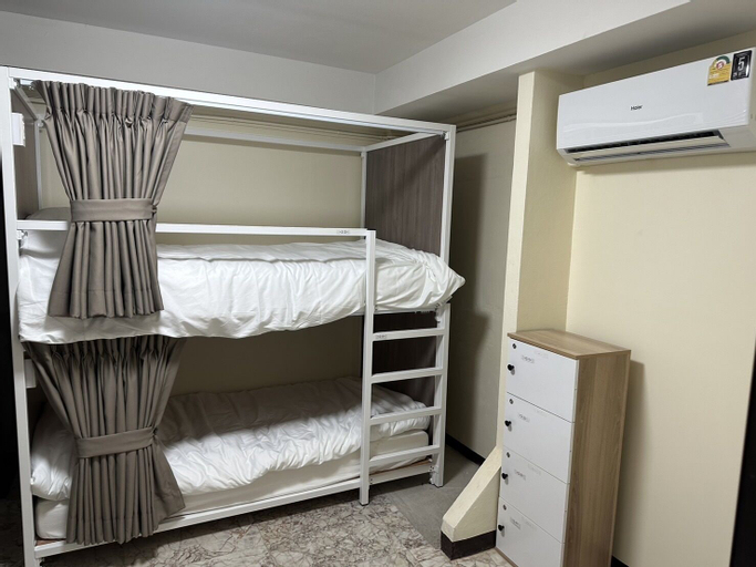 Bedroom 2, Orchid House, Khlong Toey
