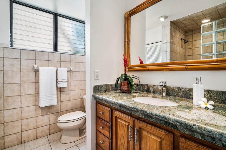Bathroom 4, Kksr3101 Direct Oceanfront Ground Fl Corner Unit!, Hawaii