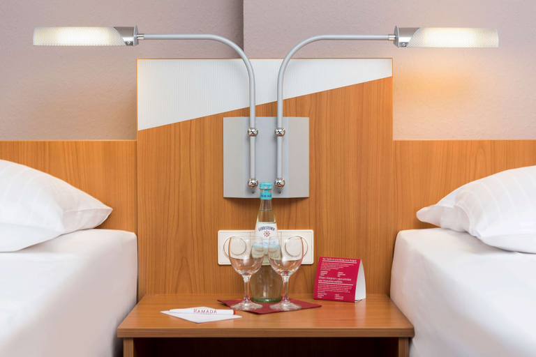 Bedroom 4, Ramada by Wyndham Hannover, Region Hannover
